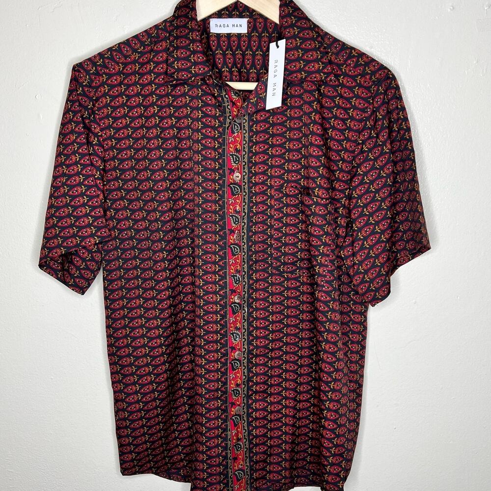 Raga Man Button Up Shirt Medium Mens Black Red Floral Patterned Short Sleeve New